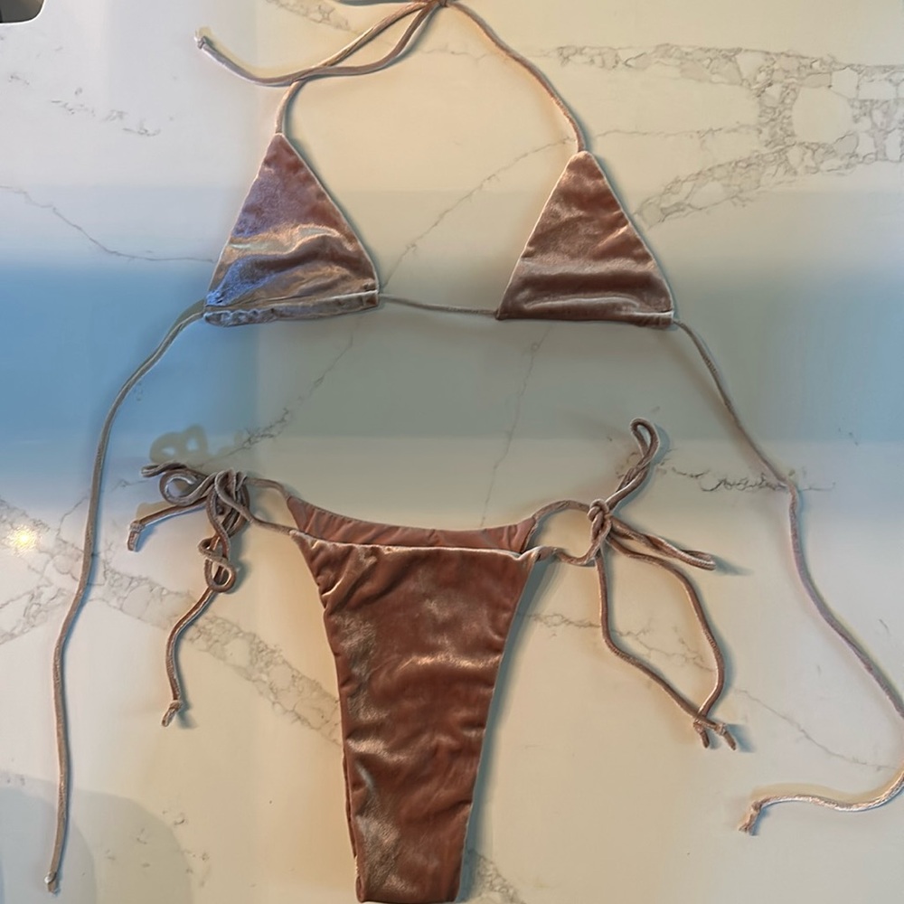 Meshki Dania Velvet Bikini Top and bottom both - Mocha - size Small